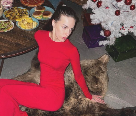 Илья Яббаров попросил Милану Коломеец дать ему передышку Илья Яббаров попросил Милану Коломеец дать ему передышку