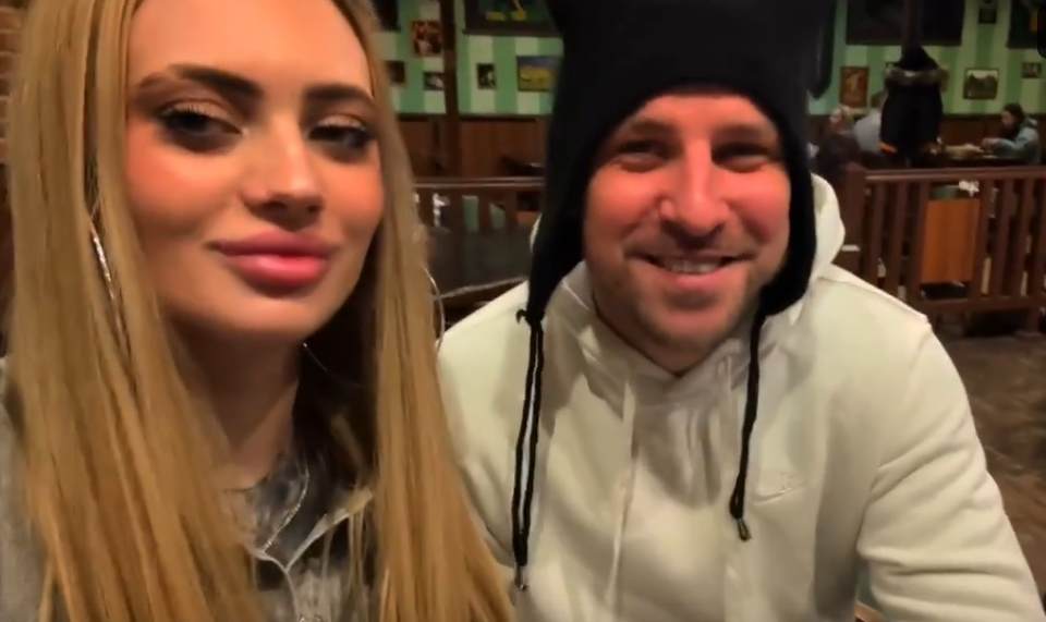 Ксения Карпова подружилась с братом Альберта Граковича