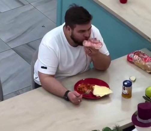 Амин Соколовский не отрабатывает колбасу, считает Тигран Салибеков