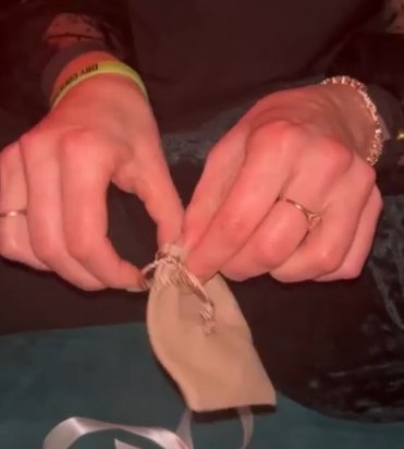 Артём Гавришов пригласил Светлану Прель в ресторан