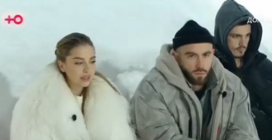 Катя Квашникова подозревает, что Григорьев нашел себе девушку за периметром