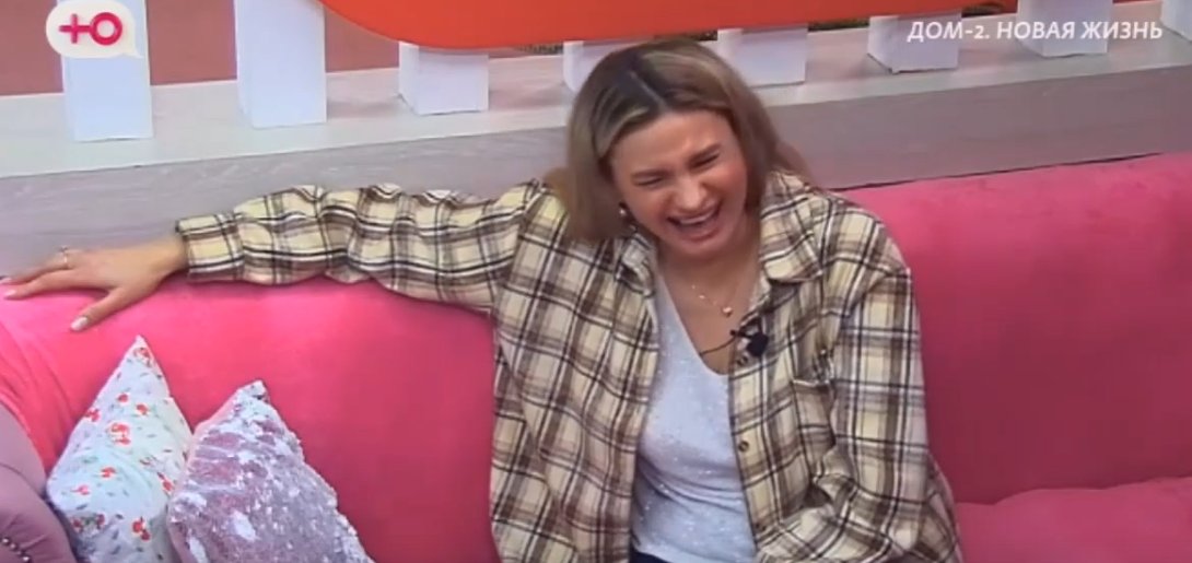 Вероника Гракович отправила маме Альберта интимные видео Карповой Вероника Гракович отправила маме Альберта интимные видео Карповой