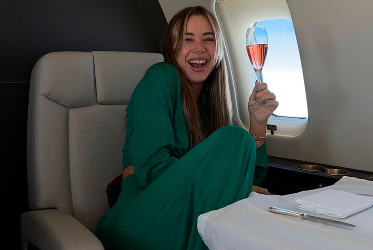 Саша Митрошина отметила Новый год под домашним арестом Саша Митрошина отметила Новый год под домашним арестом