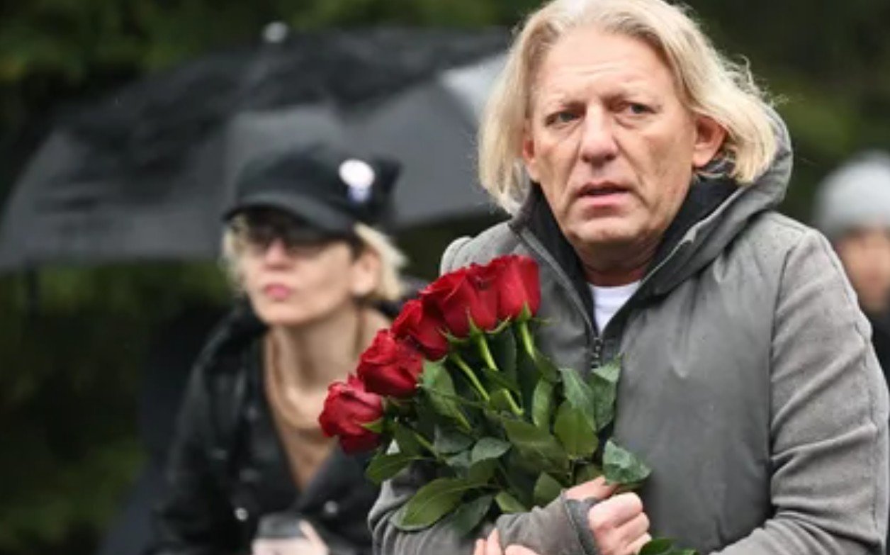 Стала известна причина смерти Александра Олейникова Стала известна причина смерти Александра Олейникова