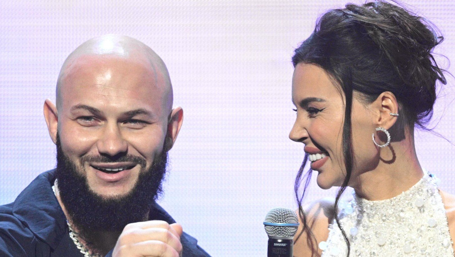 Оксана Самойлова сделала заявление об отношениях с Джиганом Оксана Самойлова сделала заявление об отношениях с Джиганом