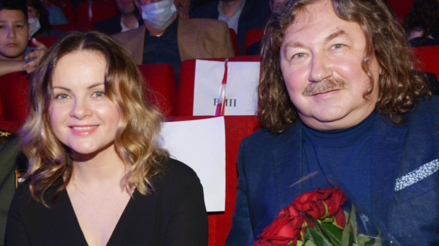 Игоря Николаева уговаривают вернуться к Наташе Королевой Игоря Николаева уговаривают вернуться к Наташе Королевой