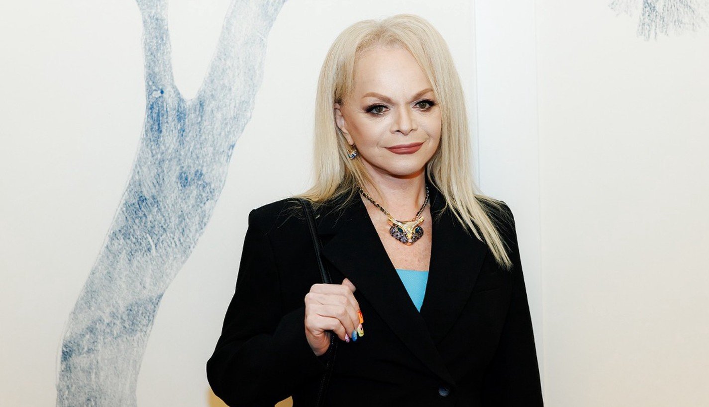 Директор Ларисы Долиной опроверг отмену ее юбилейного концерта Директор Ларисы Долиной опроверг отмену ее юбилейного концерта