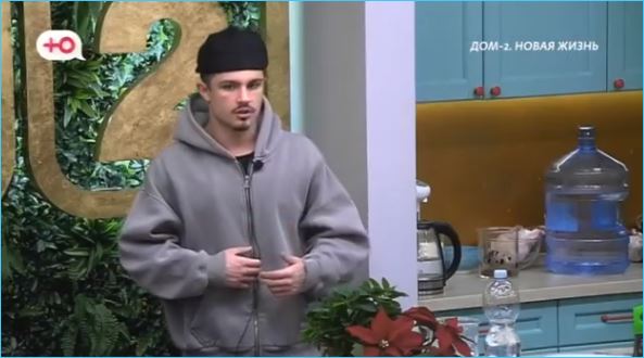 Стартовало соревнование между Гурандой и Рахимовой за приходы к ним