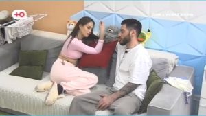 как Стало известно, что Тигран Салибеков запрещает ночевать в своей квартире жене и сыну Леончику