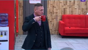 как Степан Меньщиков навестил в Таиланде Ангелину Монах и дочь Степанию