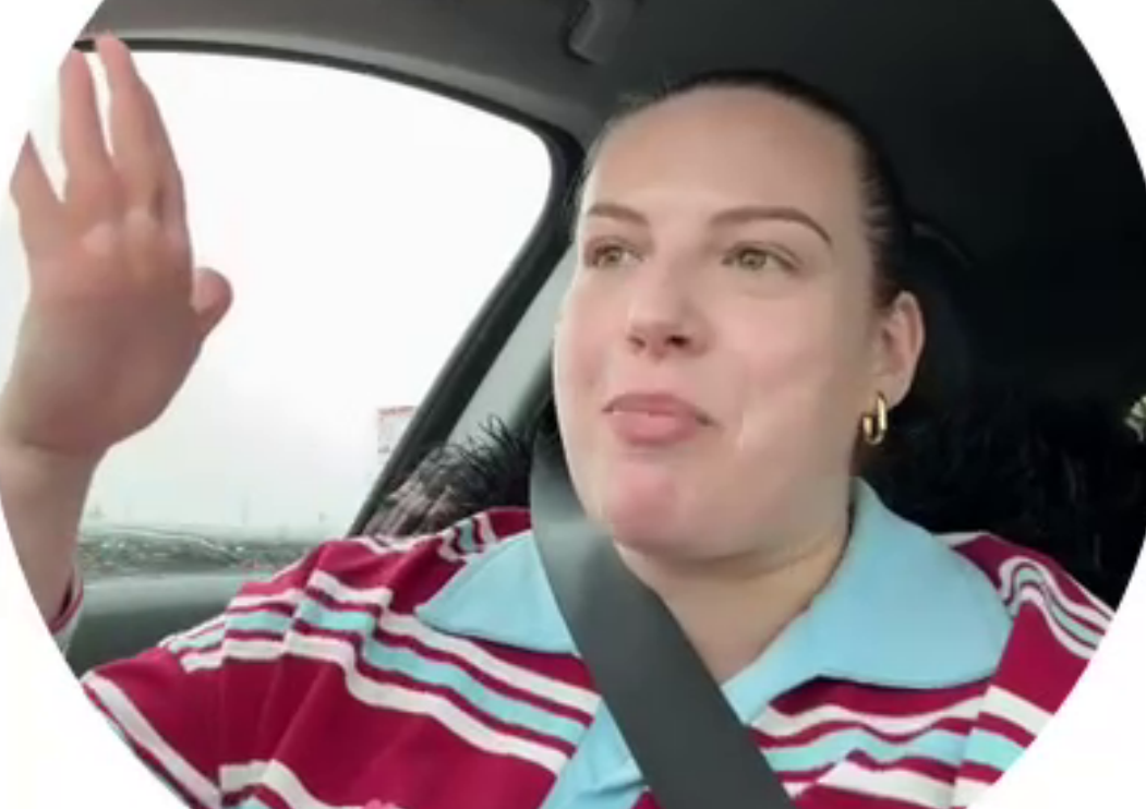 Елена Шлома 14 февраля полна любви к себе