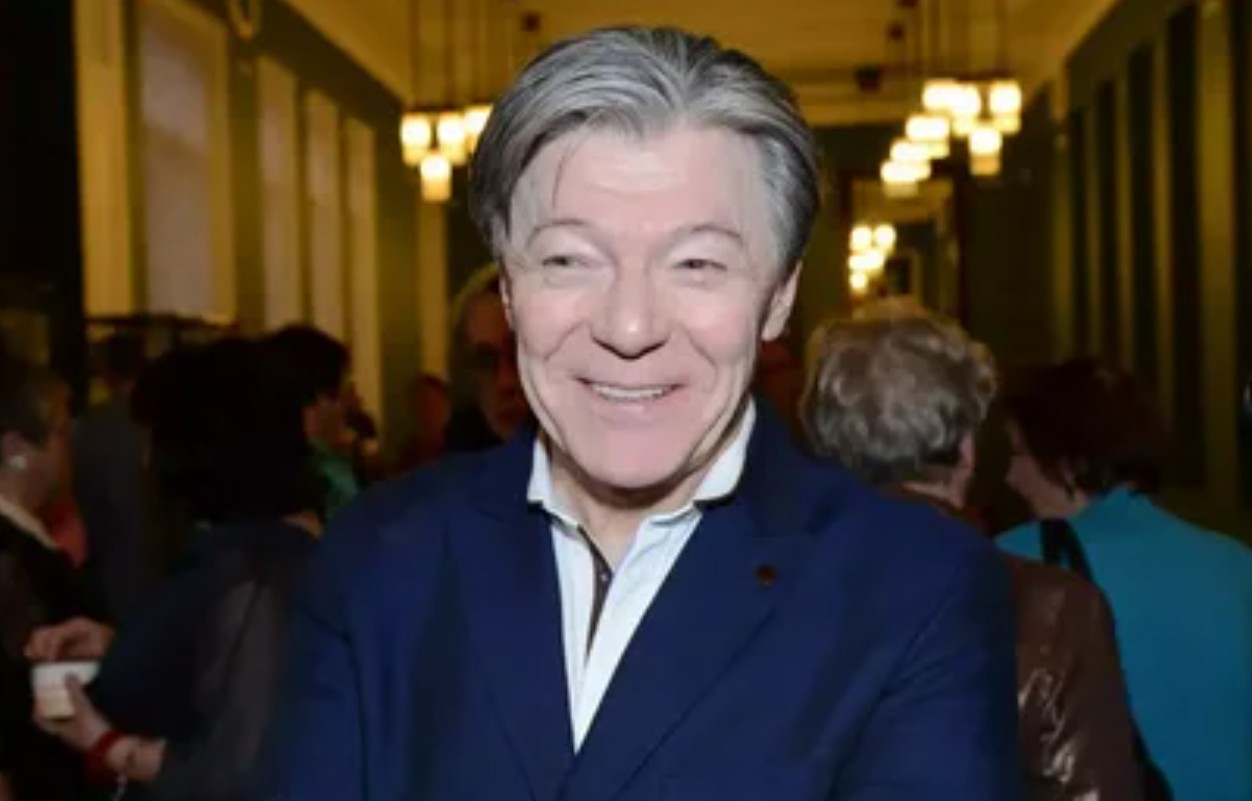 Александр Збруев высказался об уходе с места ректора МХАТа Константина Богомолова Александр Збруев высказался об уходе с места ректора МХАТа Константина Богомолова