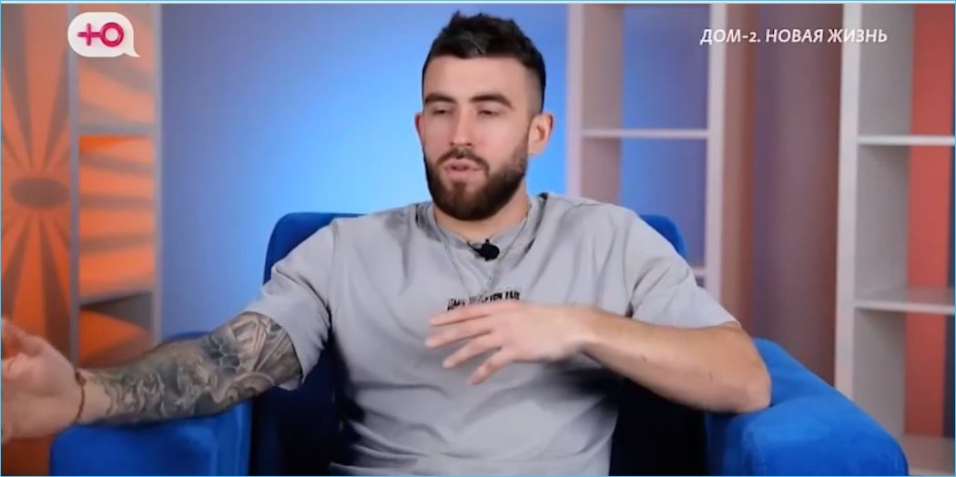 Игорь Григорьев завидует спортивной форме Никиты Гуранды