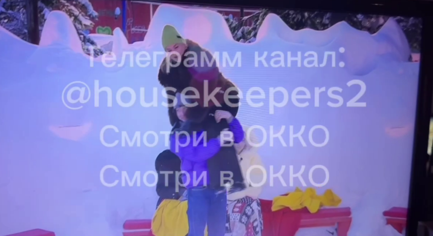 Веронику Гракович прокатил на шее новый поклонник