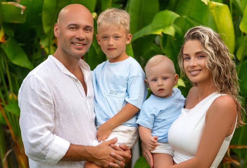 Андрей Черкасов отмечает 44-летие в Таиланде