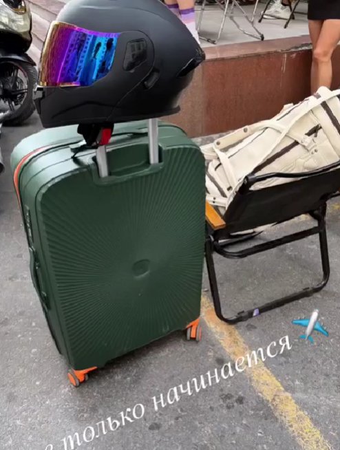 Саймон Марданшин расстался с девушкой при странных обстоятельствах