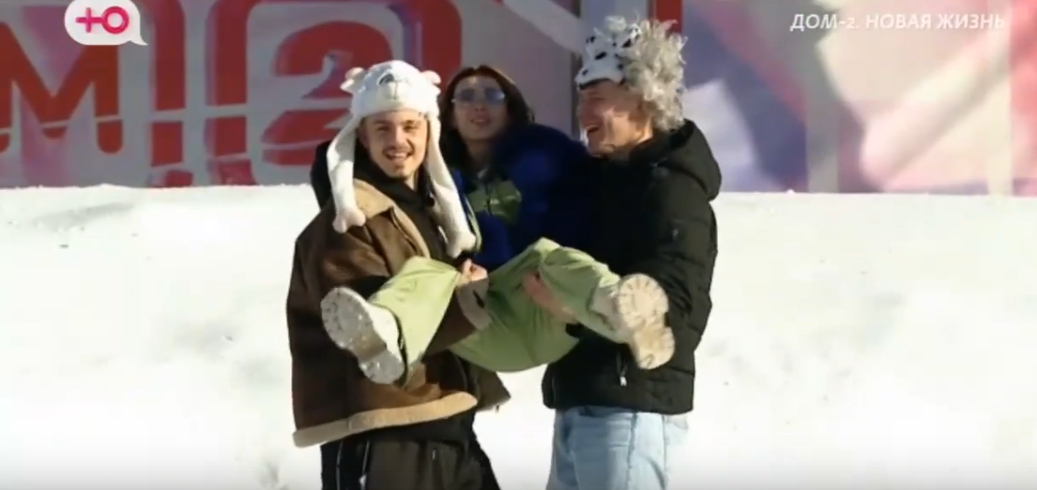 Клавдия Безверхова подверглась травле и получает проклятия от зрителей Дома 2 Клавдия Безверхова подверглась травле и получает проклятия от зрителей Дома 2