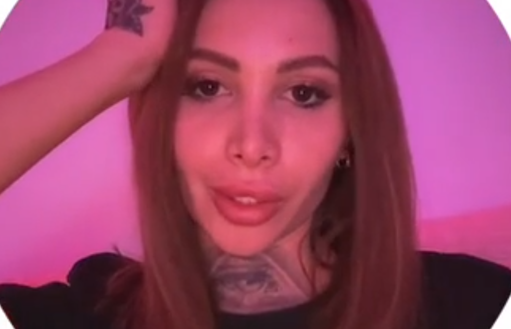 Клавдия Ермакович выбрала бокс и теннис вместо вечеринок с пенным Клавдия Ермакович выбрала бокс и теннис вместо вечеринок с пенным