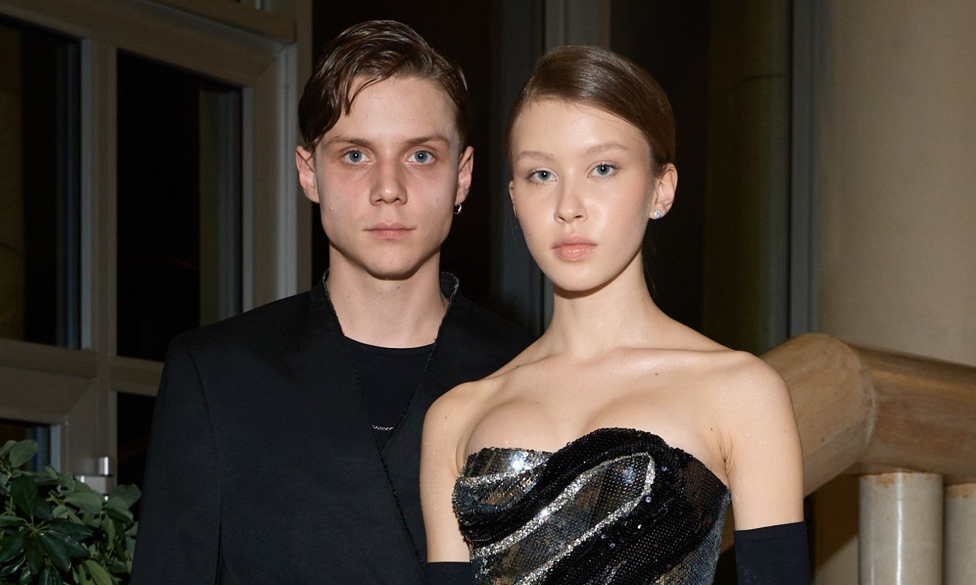 Ваня Дмитриенко ответил на вопрос об отношениях с Пересильд