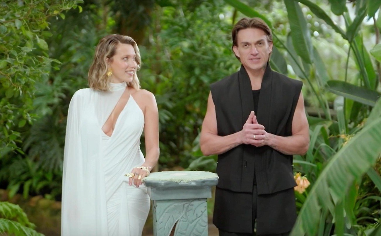 Регина Тодоренко снимала Топалова в судорогах