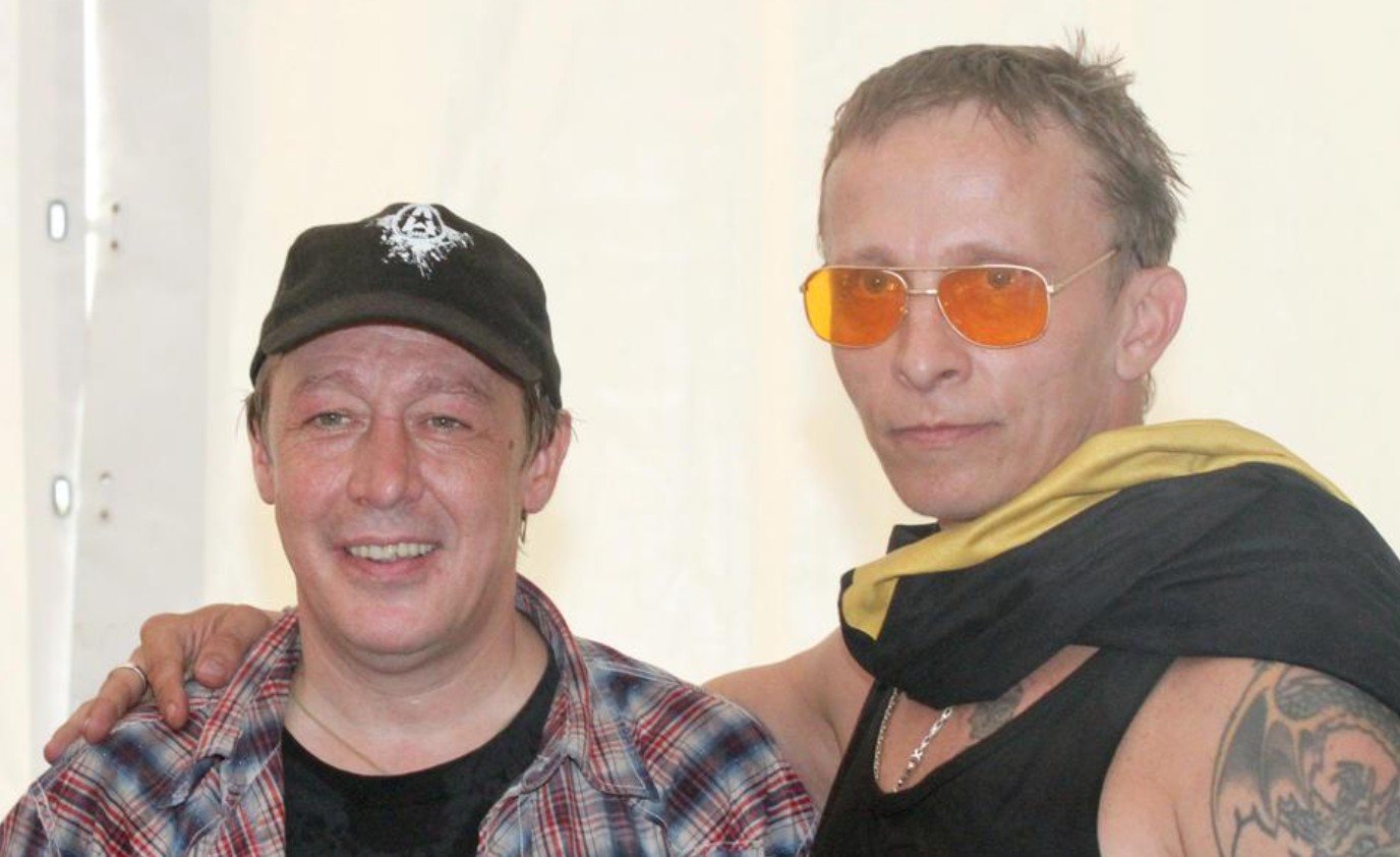 Иван Охлобыстин не торопится возобновлять общение с Михаилом Ефремовым Иван Охлобыстин не торопится возобновлять общение с Михаилом Ефремовым