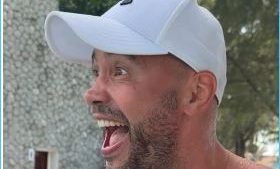 как Андрей Черкасов отмечает год с момента рождения младшего сына Мирослава