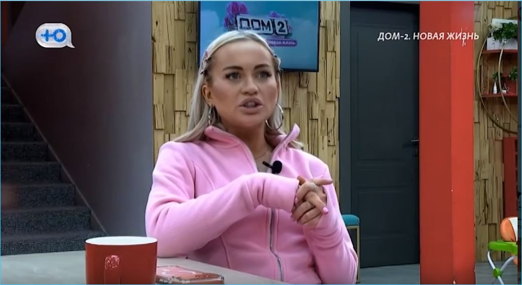 Яну Фиткевич испугала Элина Рахимова голыми ногами на тет-а-тете