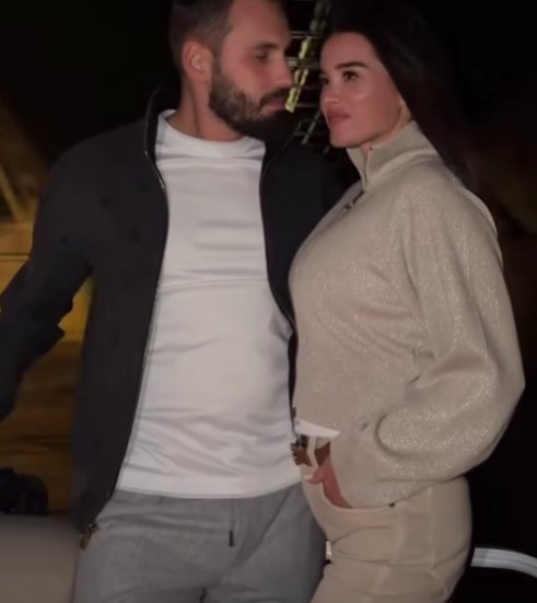 Ксения Бородина попросила подписчиков не писать про её 