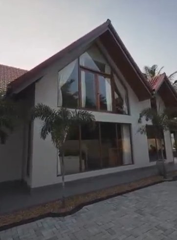 Андрей Чуев показал свой домик для утех на Шри-Ланке