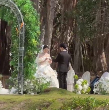 Элину Рахимову выгнали из Дома 2, но она не ушла