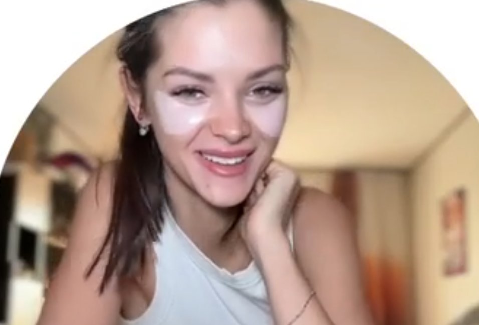 Анна Самонина просит подписчиц не присылать ей фото Евстропова с новой дамой