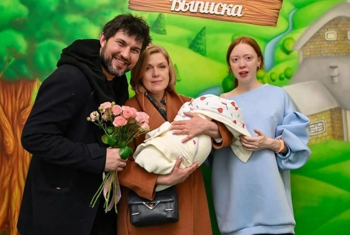 Скандал в семье Бари Алибасова младшего продолжает нарастать