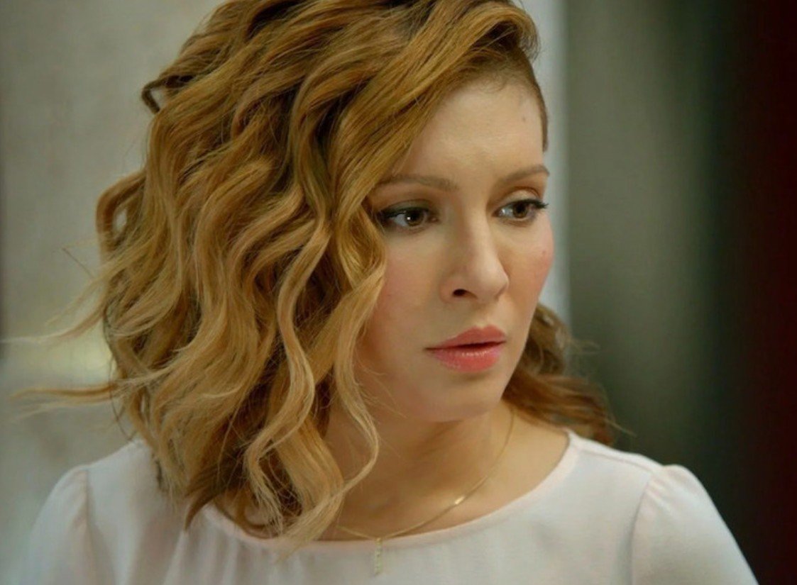 Елену Подкаминскую и Дениса Гущина развели