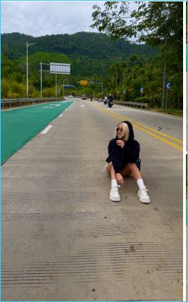 Никита Гуранда считает, что Элина Рахимова спивается на отдыхе в Китае