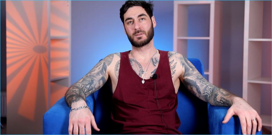 Тиграну Салибекову стыдно за поступок жены, хотя трещит его патриархат