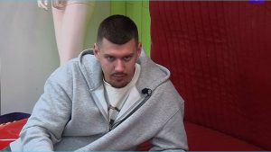 как Провокатор Ксения Нечаева попыталась столкнуть лбами Степана Карпова и Рудольфа Мелкумяна