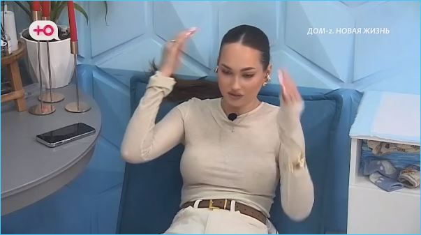 Виктория Салибекова решила работать в социальных сетях