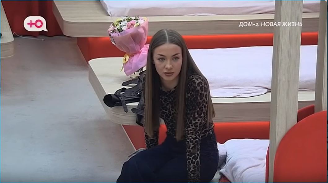 Александра Зотова считает Дарью Обирину двуличным человеком