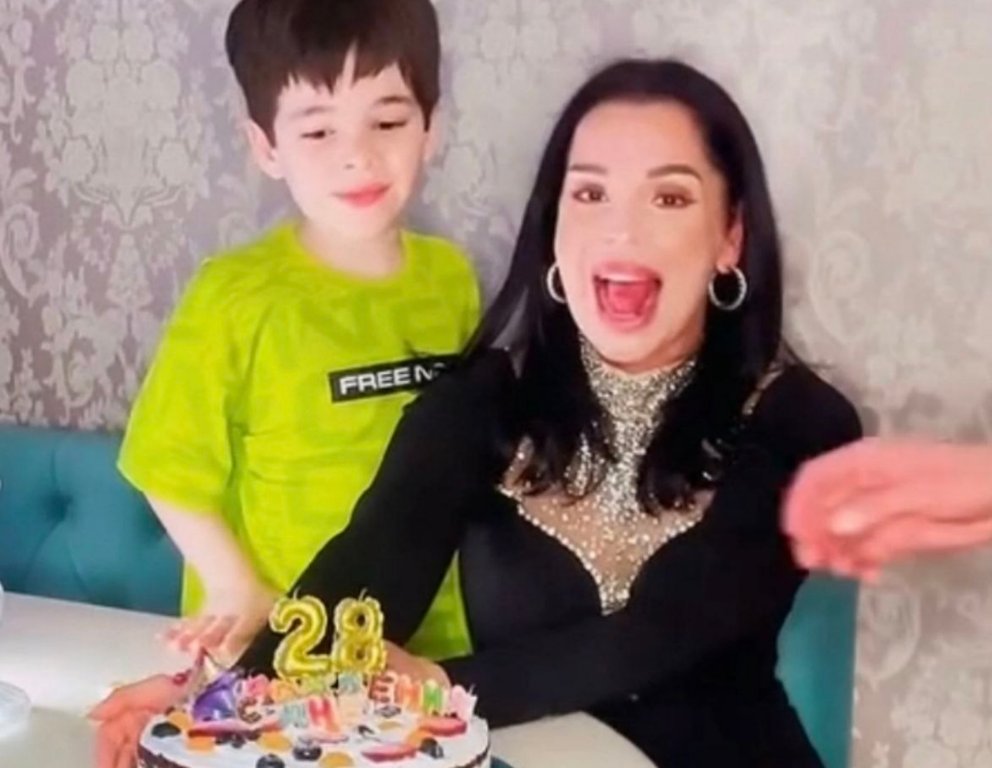 Юлия Колисниченко в день рождения получила предложение выйти замуж Юлия Колисниченко в день рождения получила предложение выйти замуж