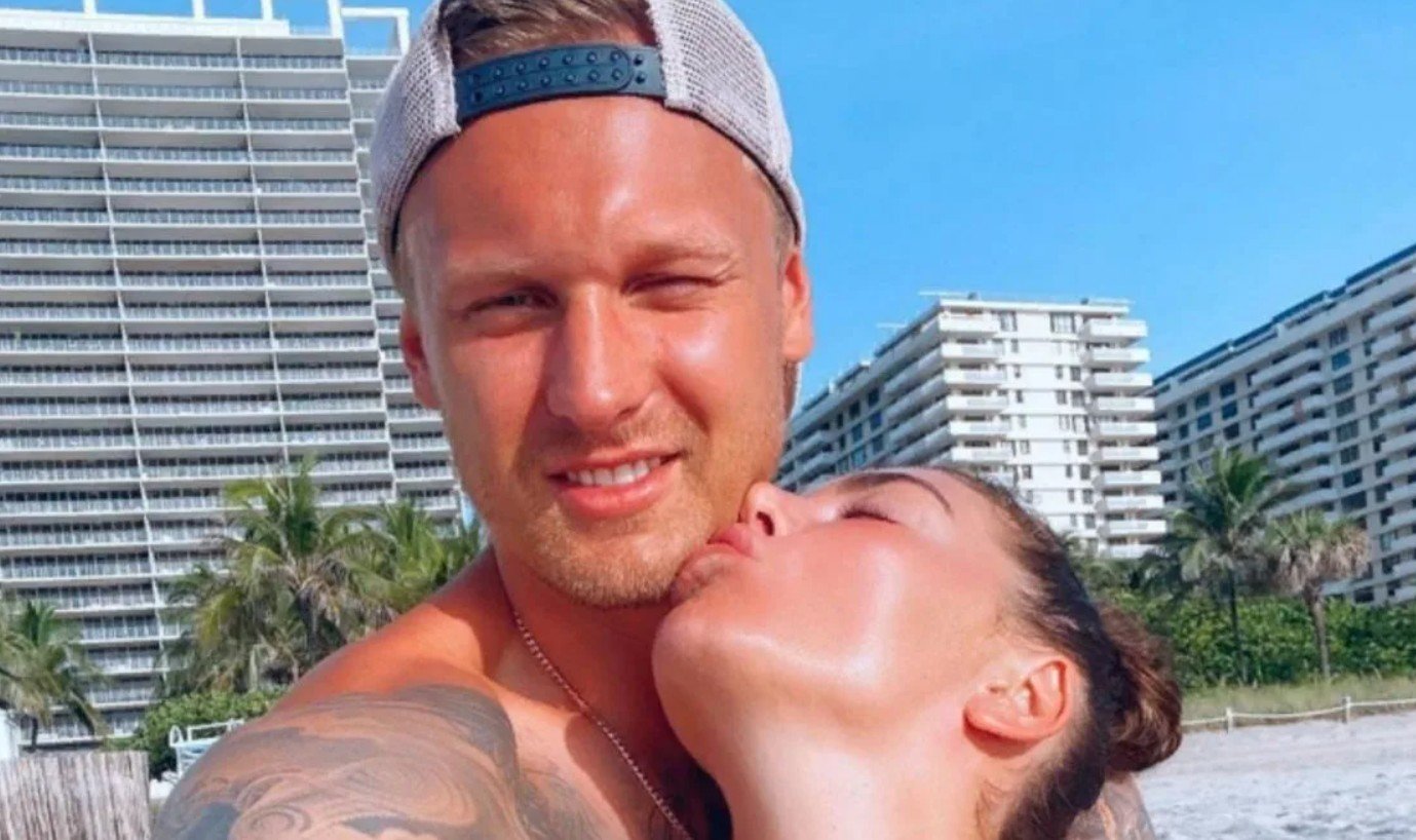 Адвокат семьи покойного Яниса Тиммы пригласила в зал суда его бывшую супругу