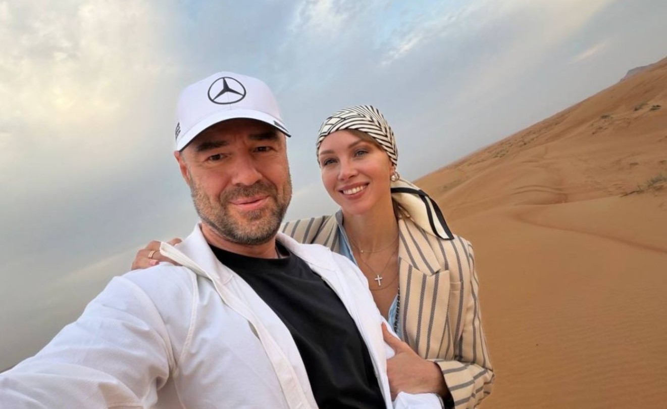 Полина Диброва озвучила причину, по которой они с Товстиком отложили свадьбу