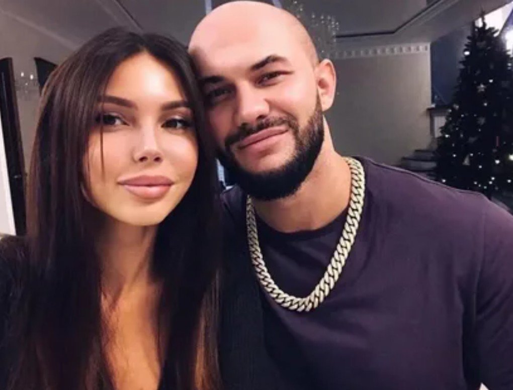 Джиган и Оксана Самойлова развелись