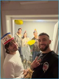 Алексей Безус работает, а не только ходит на дни рождения