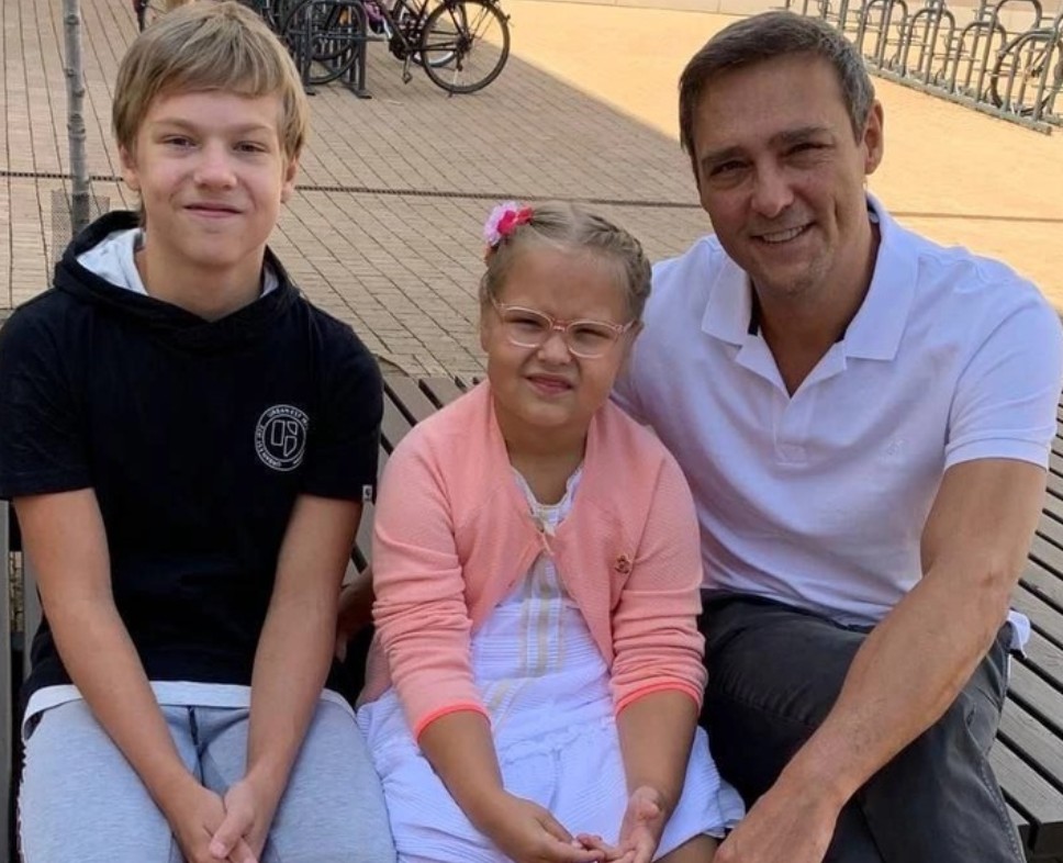 Права на песни группы 