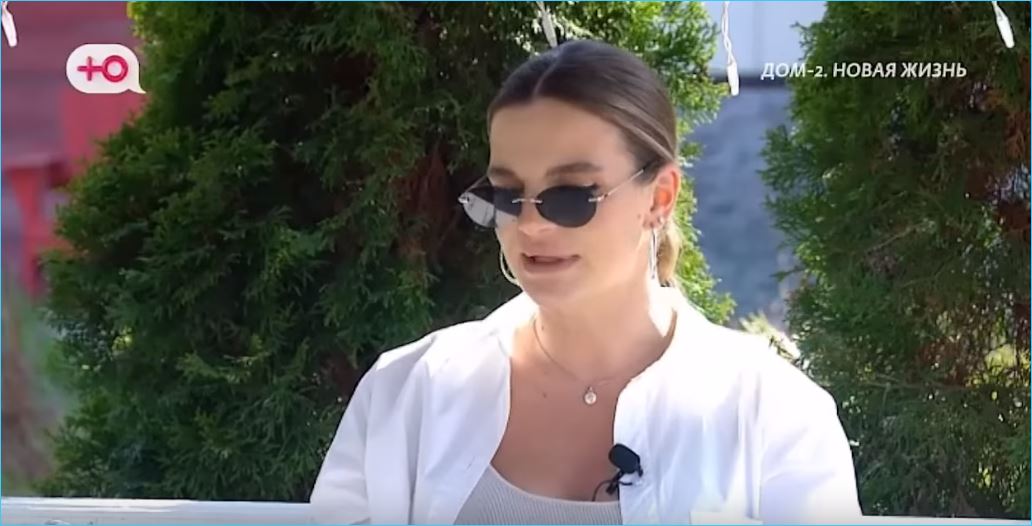 Не только Антон Беккужев, но и Яна Фиткевич поддерживает Элину Рахимову на Доме 2