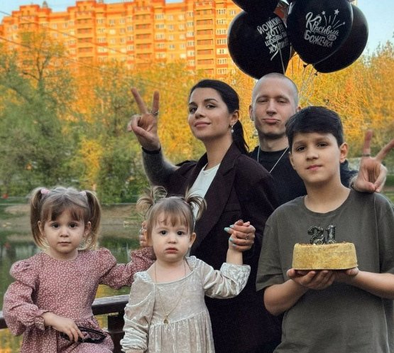 Алиана Устиненко в день рождения сына вспоминает Ольгу Васильевну Гобозову