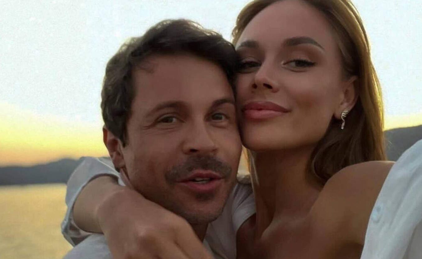 Жена Павла Деревянко отреагировала на слухи о своей беременности Жена Павла Деревянко отреагировала на слухи о своей беременности