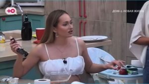 вот Как Виктория Салибекова сковороду метала, показали в эфире Дома 2