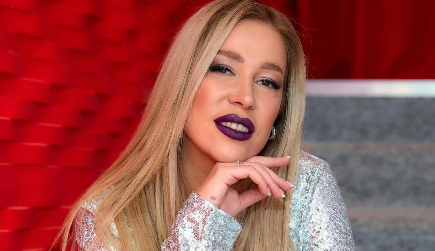 Надя Ермакова использовала Мельникова как Надя Ермакова использовала Мельникова как