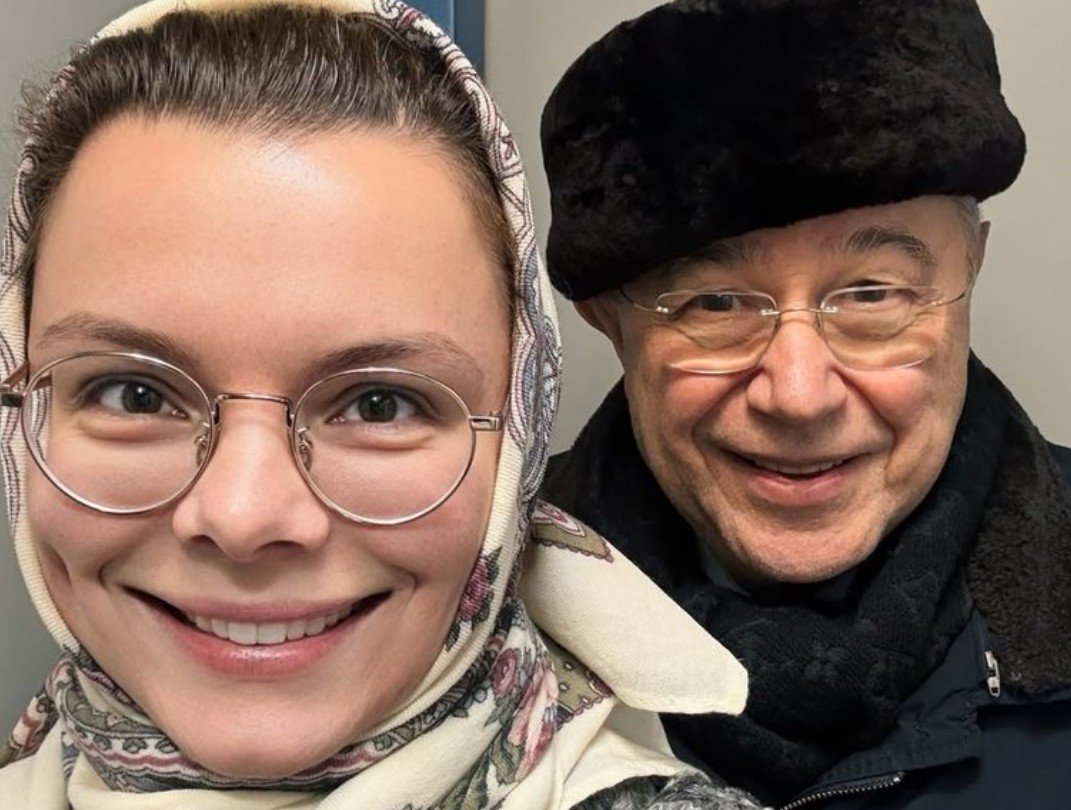 Евгений Петросян и Татьяна Брухунова решили пожить вдали от детей Евгений Петросян и Татьяна Брухунова решили пожить вдали от детей